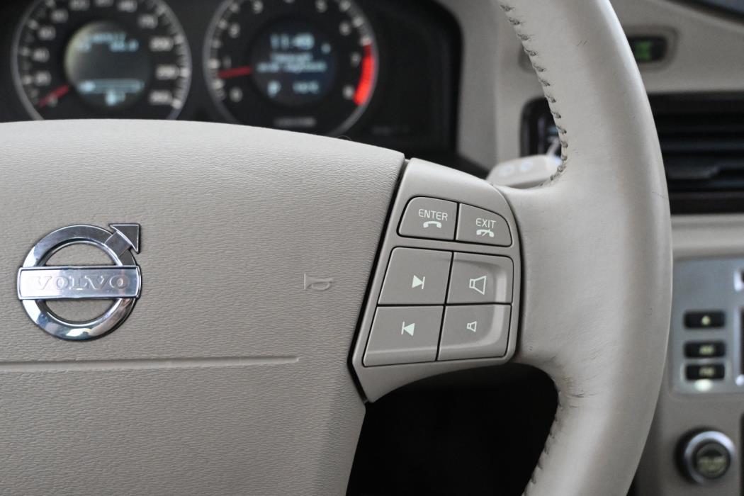 VOLVO XC70 2008