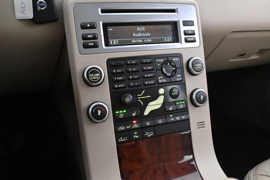 VOLVO XC70 2008