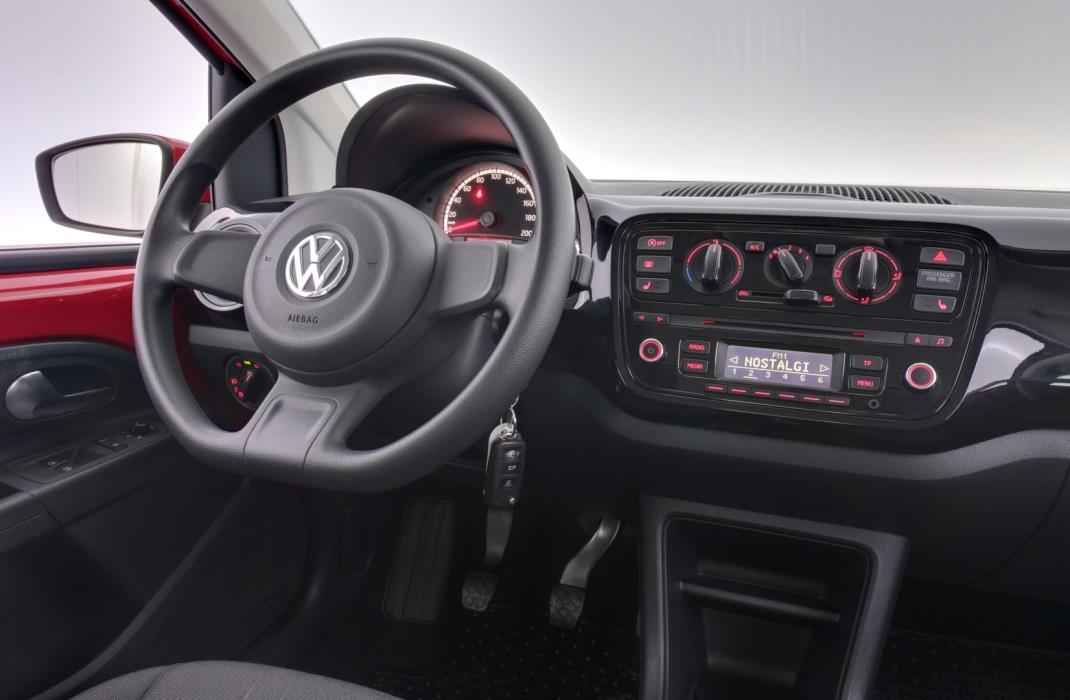 VOLKSWAGEN up! 2016