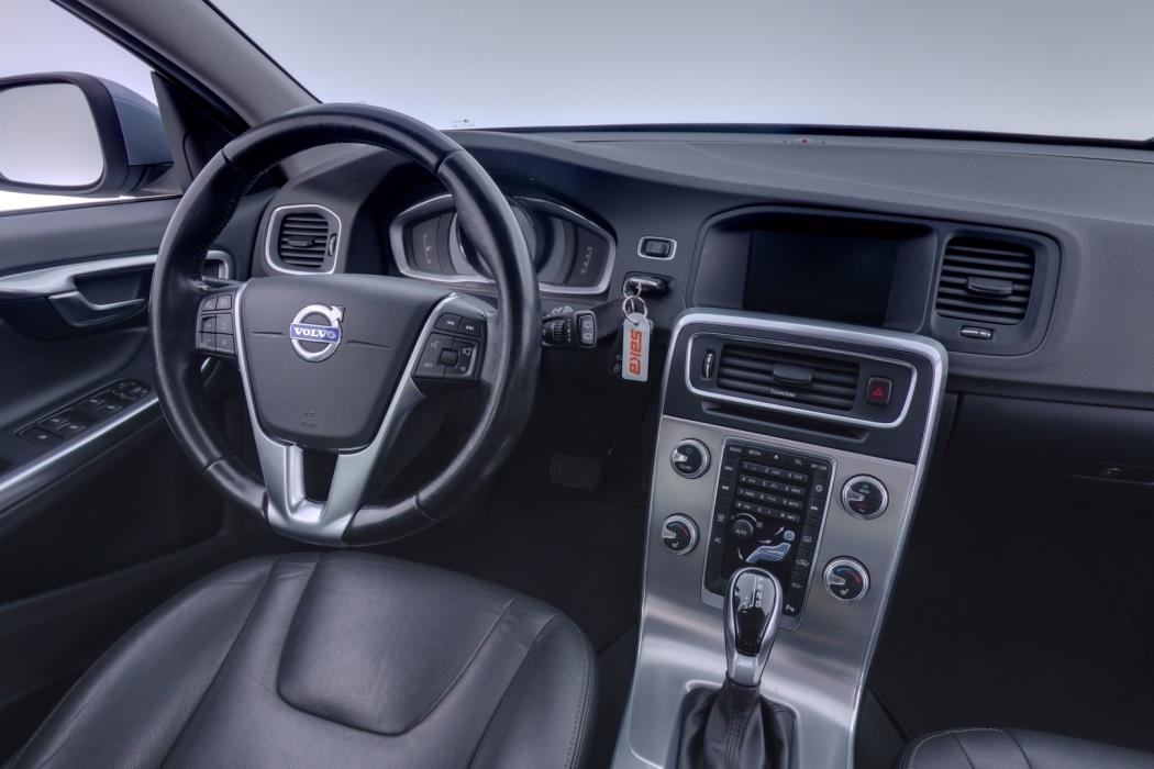 VOLVO V60 2018