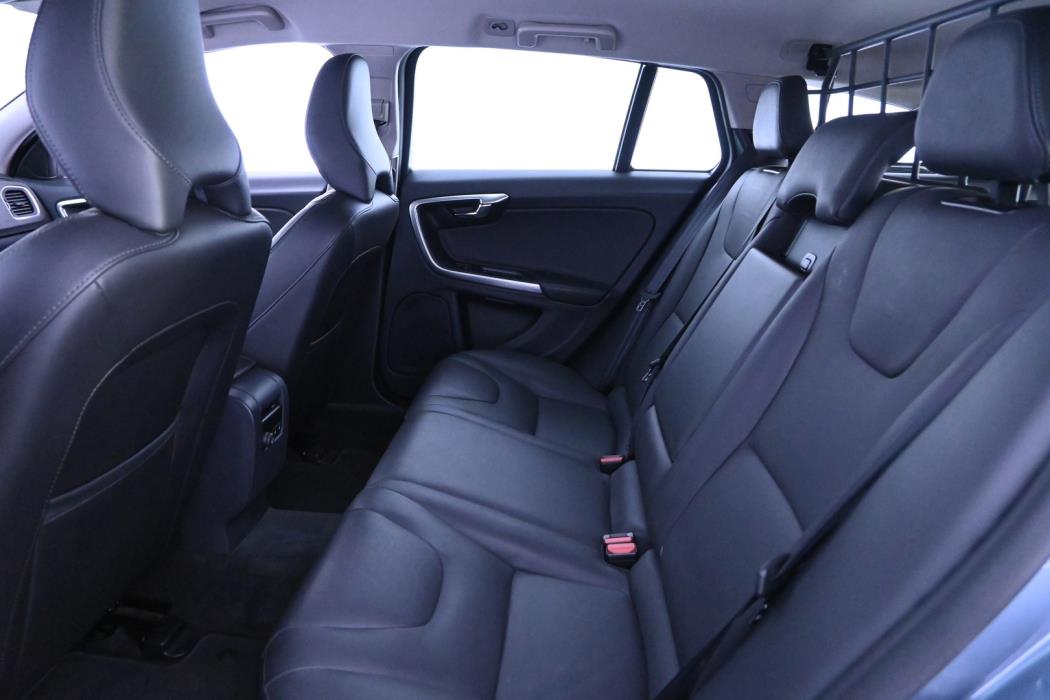 VOLVO V60 2018