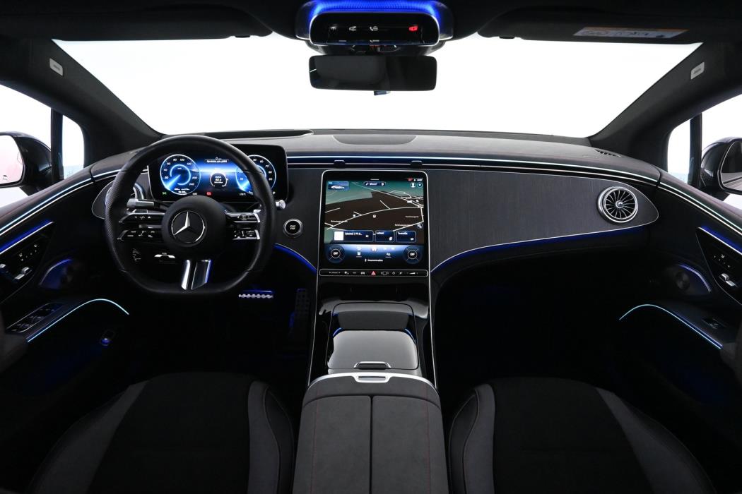 MERCEDES-BENZ EQS 2022