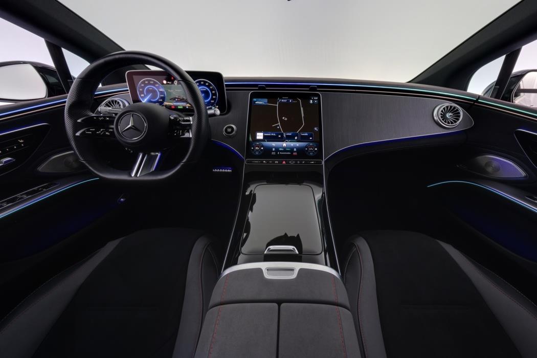 MERCEDES-BENZ EQS 2022