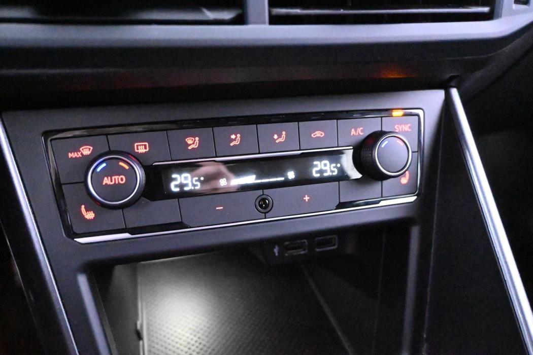 VOLKSWAGEN Polo 2020