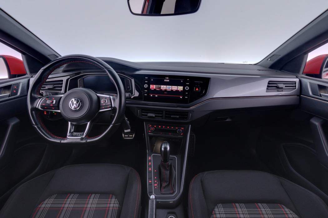 VOLKSWAGEN Polo 2020