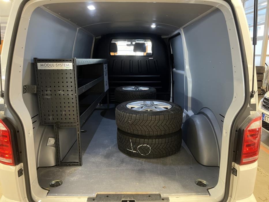 VOLKSWAGEN Transporter 2019