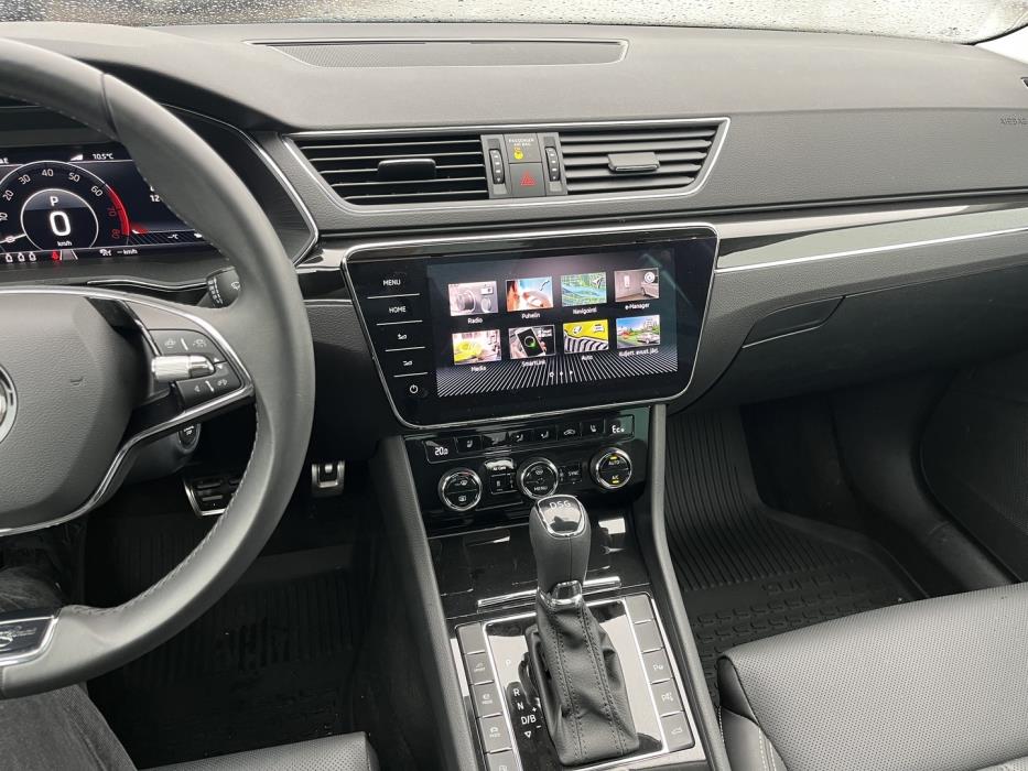 SKODA Superb 2021