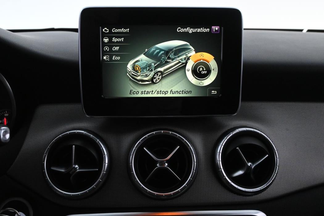 MERCEDES-BENZ CLA 2017