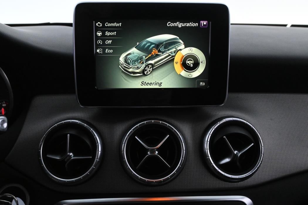 MERCEDES-BENZ CLA 2017