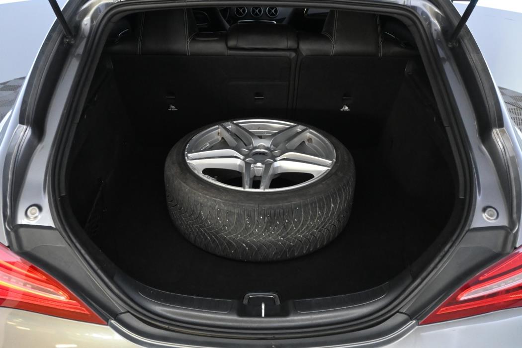 MERCEDES-BENZ CLA 2017