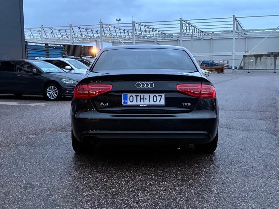 AUDI A4 2012