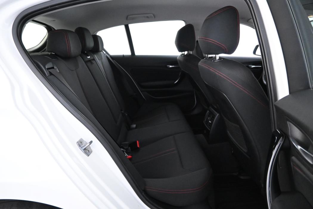 BMW 120 2016