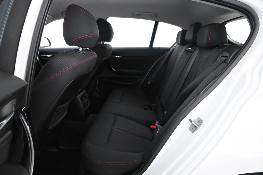 BMW 120 2016