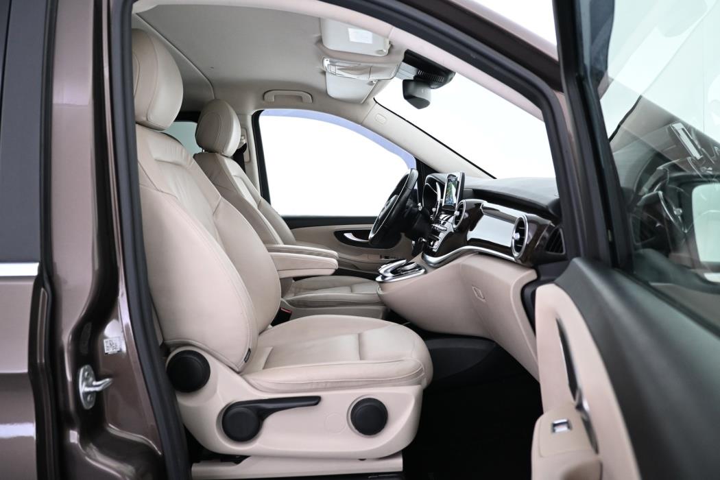 MERCEDES-BENZ V 2014