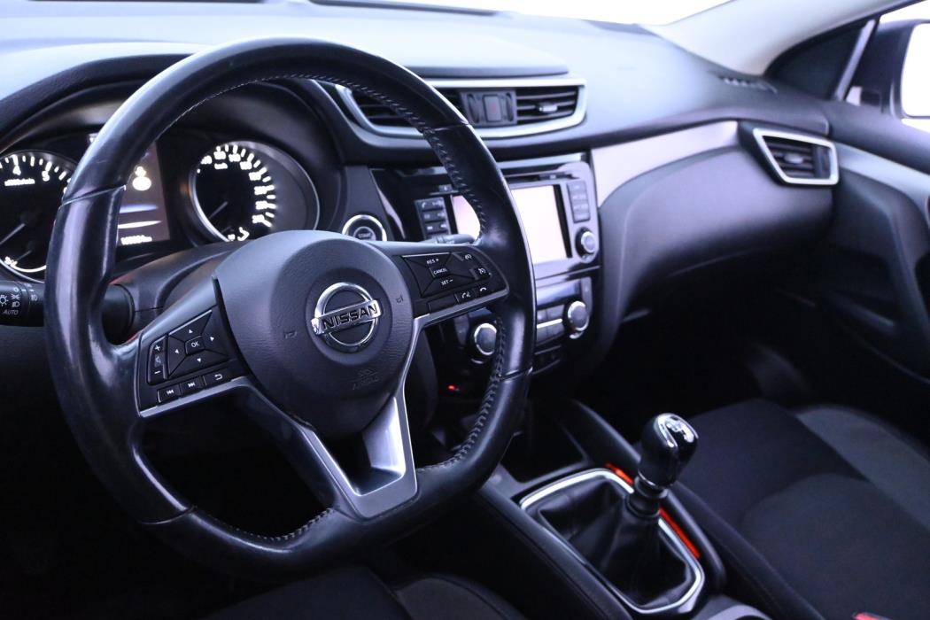 NISSAN Qashqai 2018