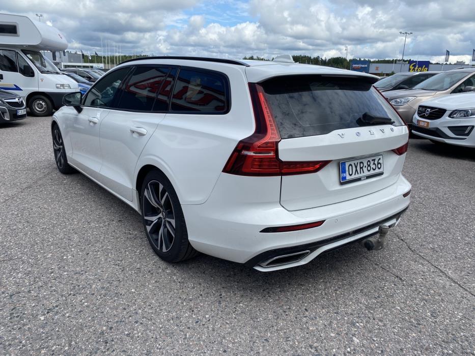 VOLVO V60 2019