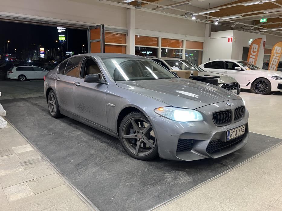 BMW 530 2010