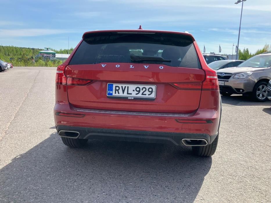 VOLVO V60 Cross Country 2019