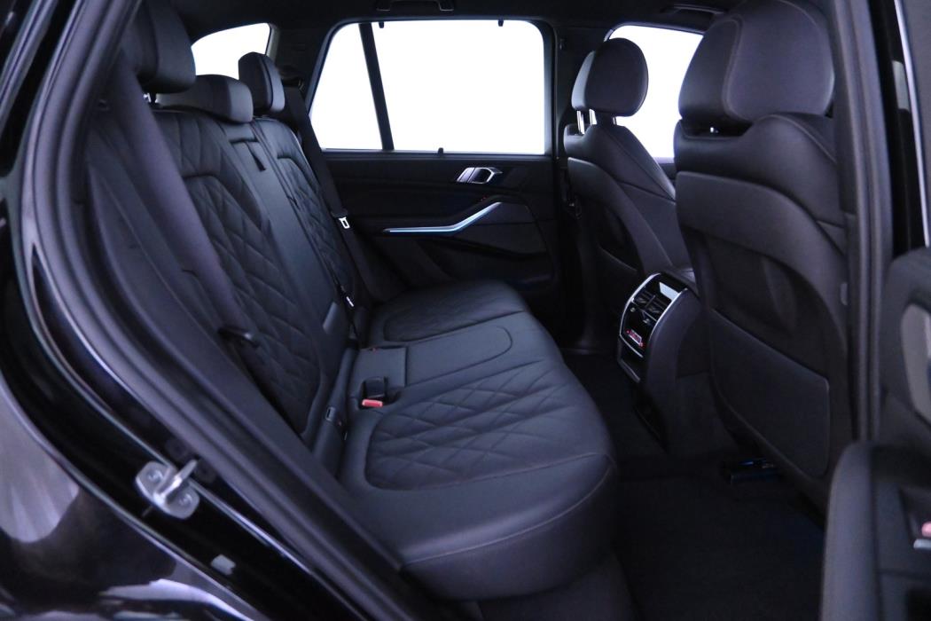 BMW X5 2023