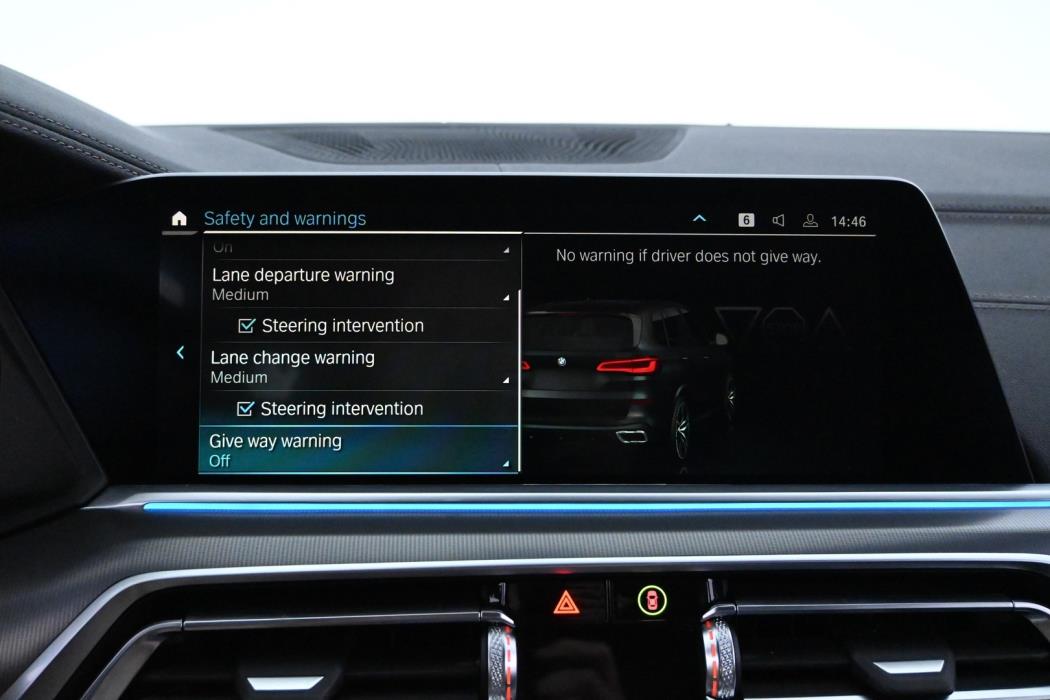 BMW X5 2023