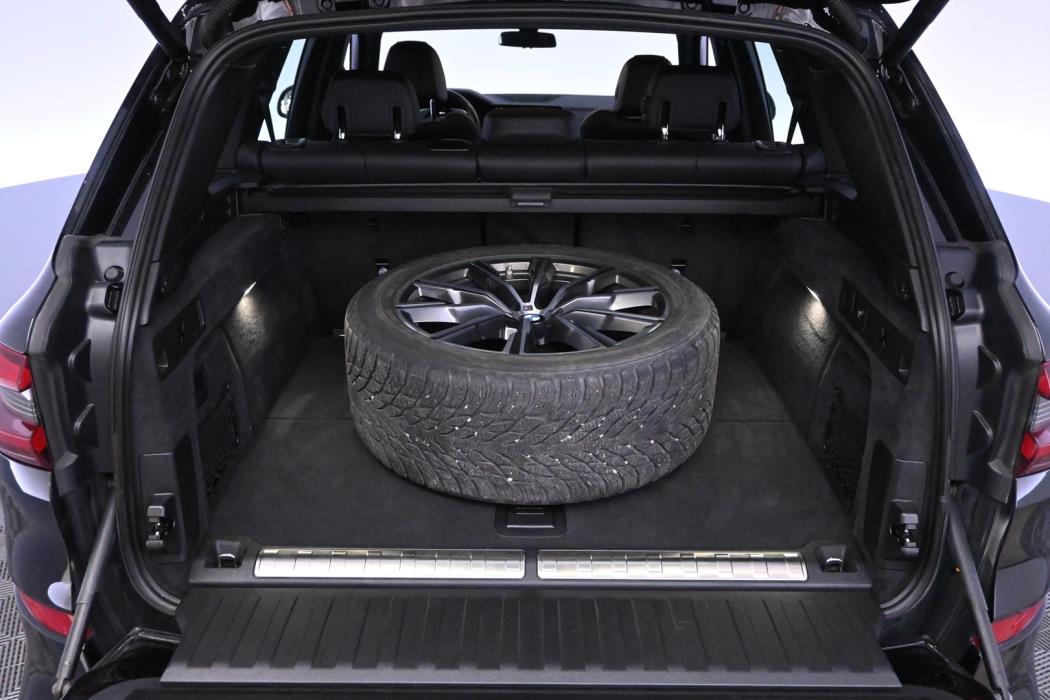 BMW X5 2023