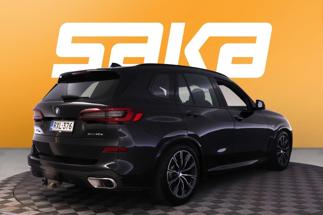 BMW X5 2023