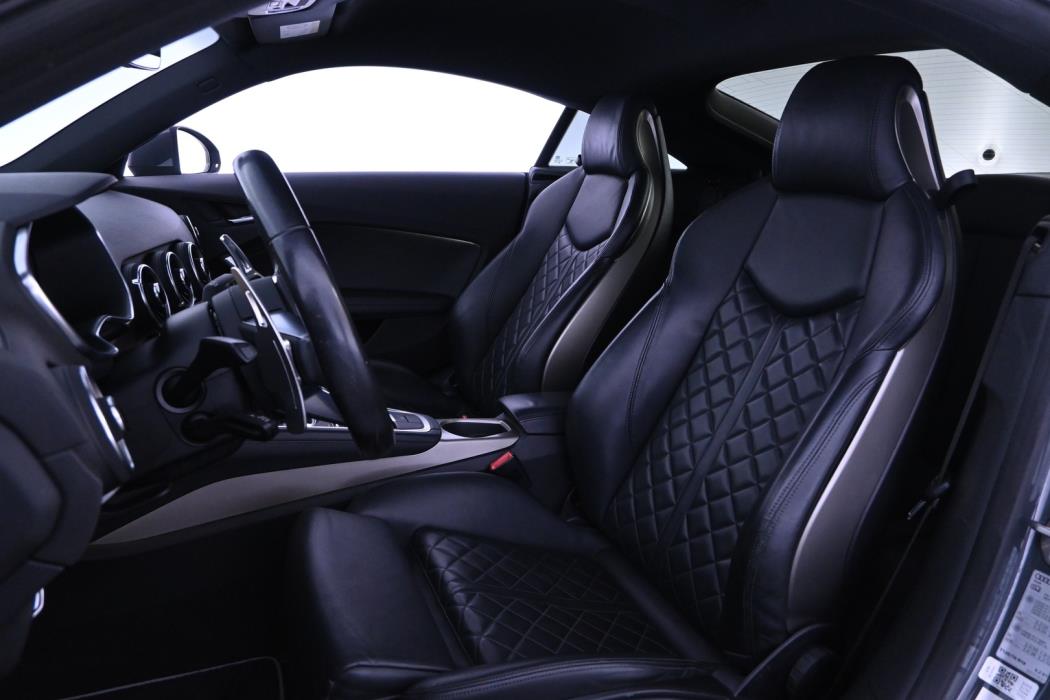 AUDI TT 2015