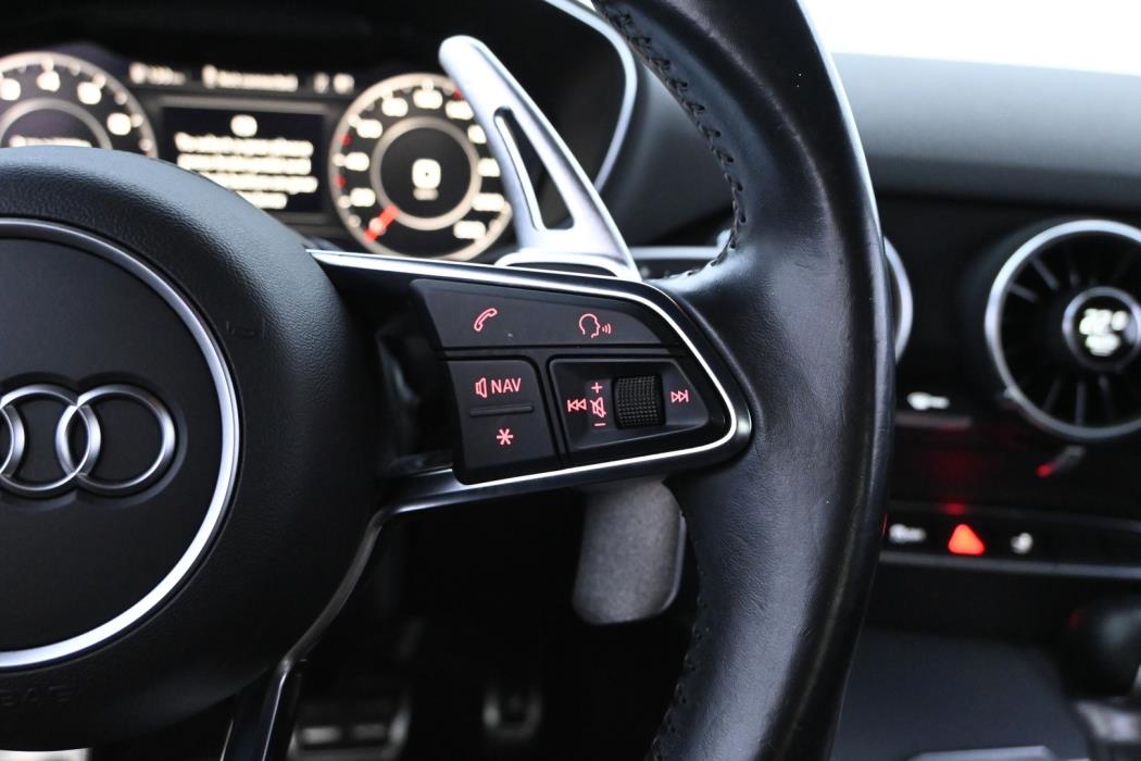 AUDI TT 2015