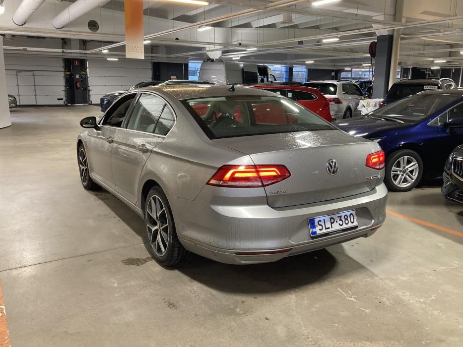 VOLKSWAGEN Passat 2015