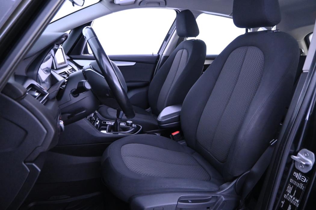 BMW 218 2015