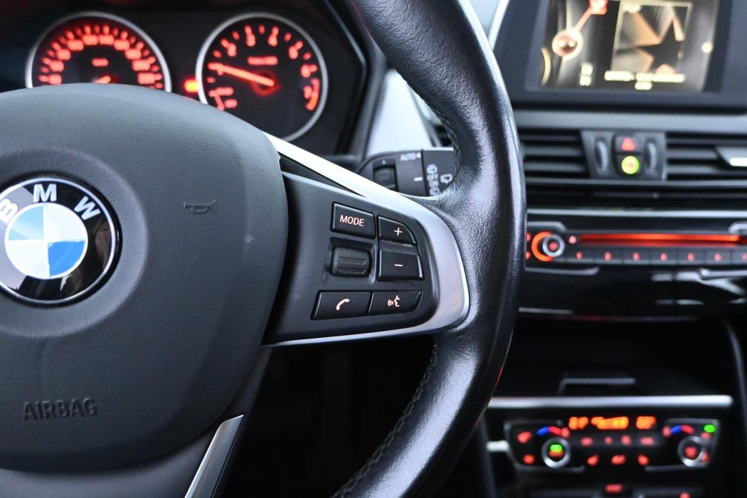 BMW 218 2015