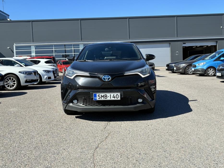 TOYOTA C-HR 2017