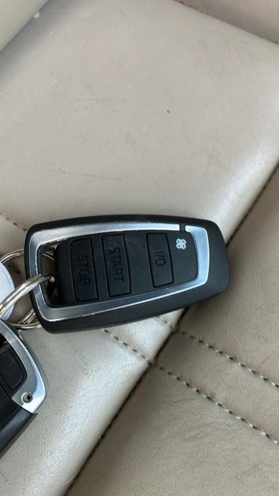 BMW 740 2011