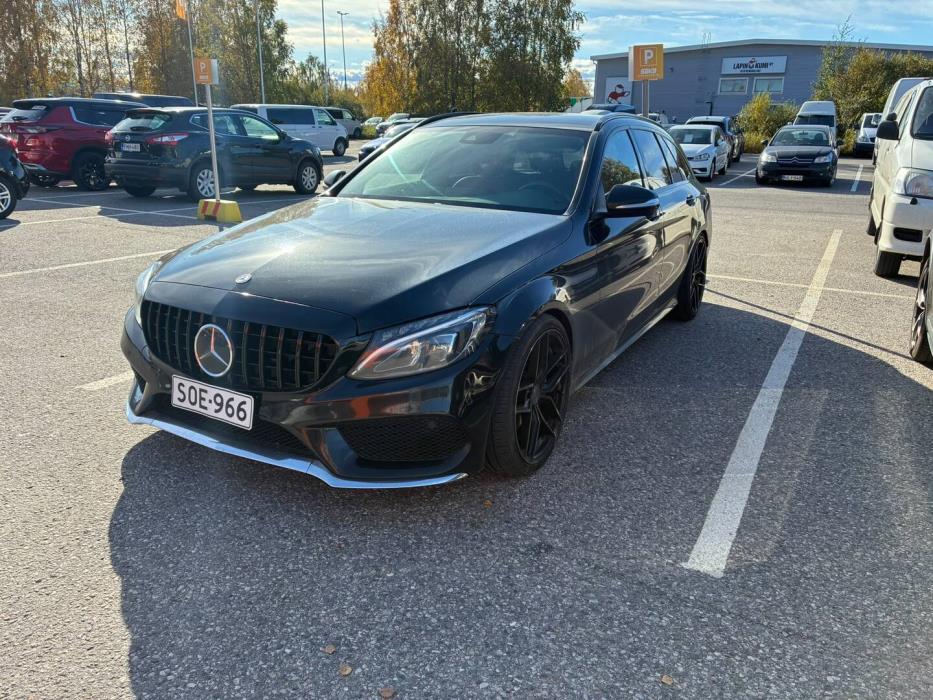 MERCEDES-BENZ C 2015