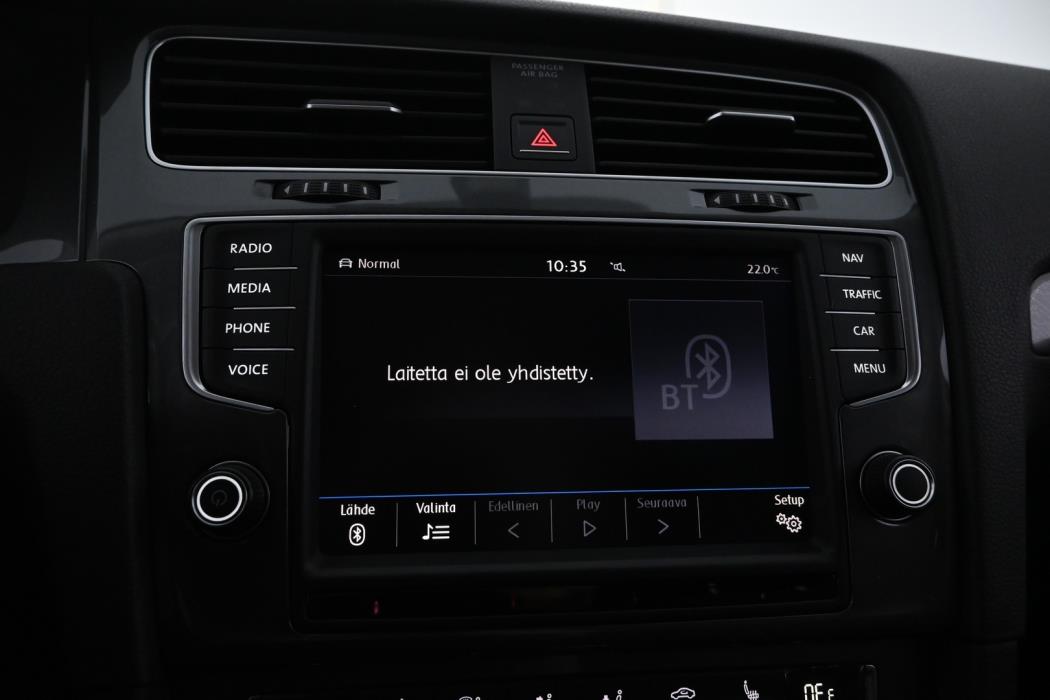 VOLKSWAGEN Golf 2017