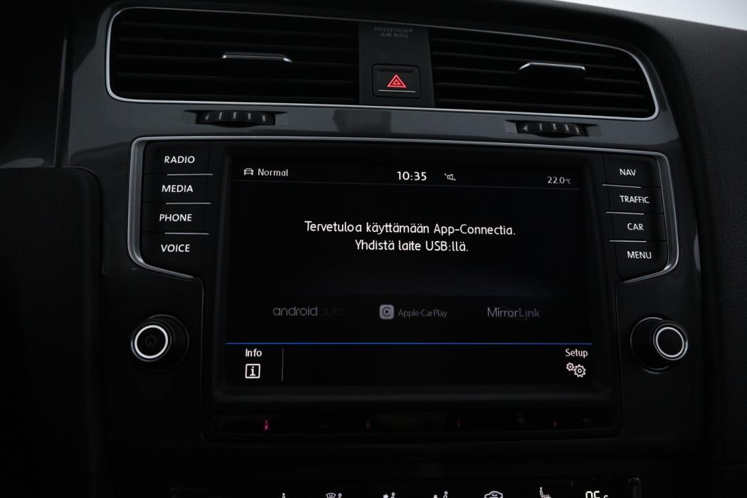 VOLKSWAGEN Golf 2017