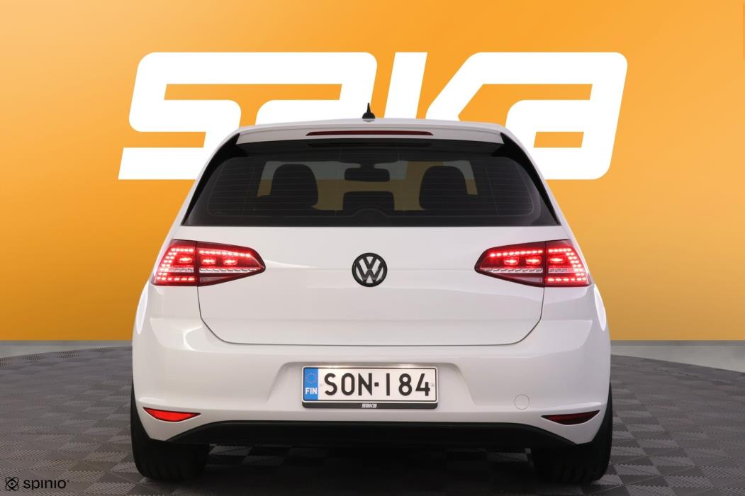 VOLKSWAGEN Golf 2017