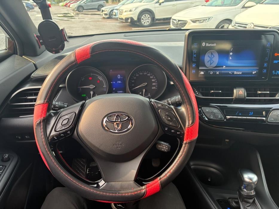 TOYOTA C-HR 2018