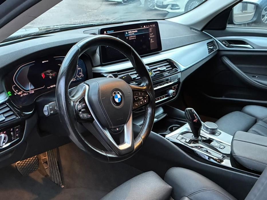 BMW 530 2021