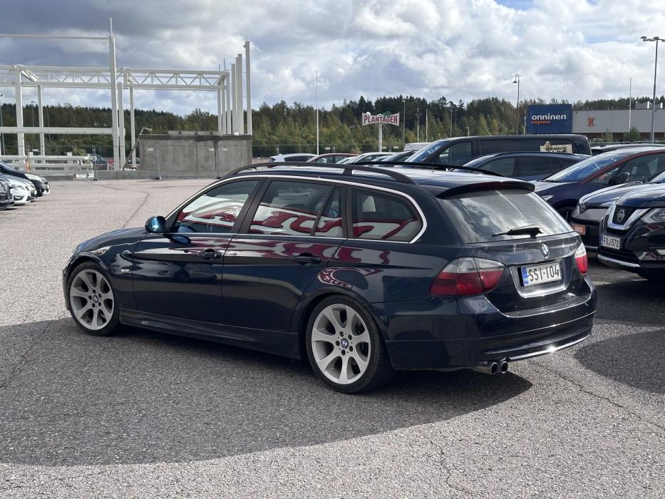 BMW 325 2006