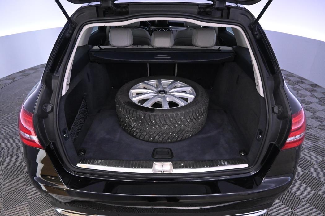 MERCEDES-BENZ C 2017