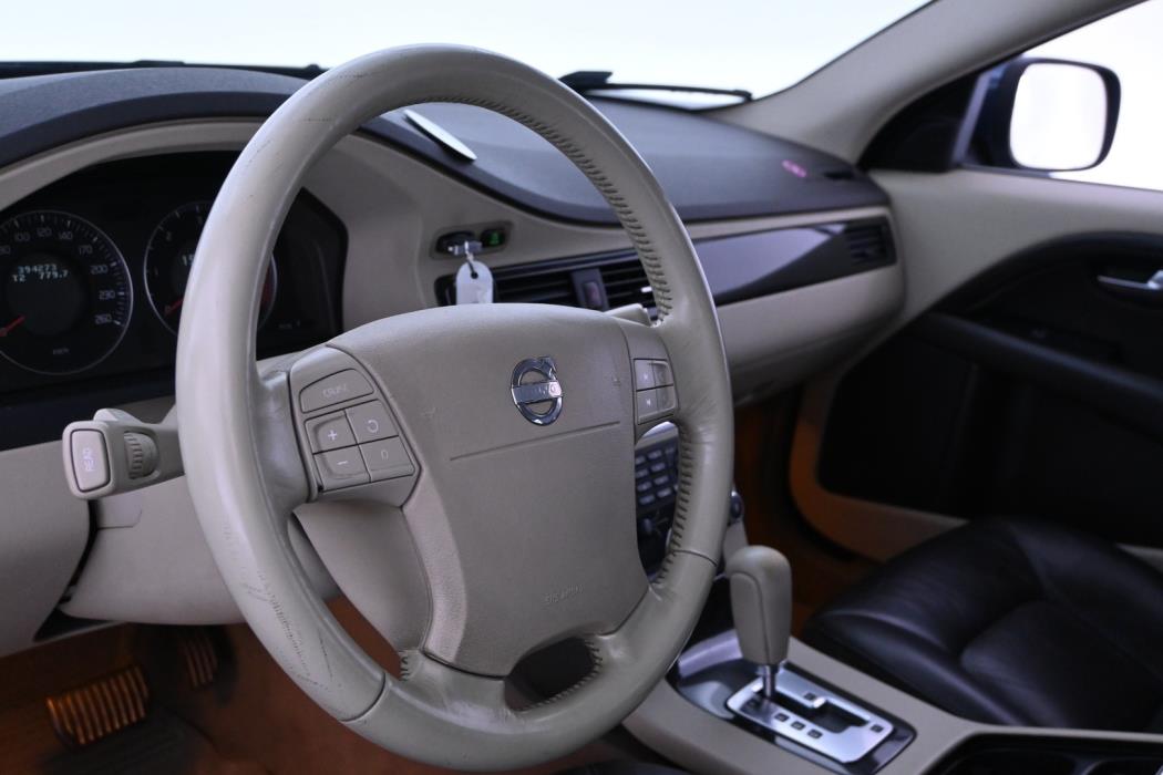 VOLVO XC70 2008