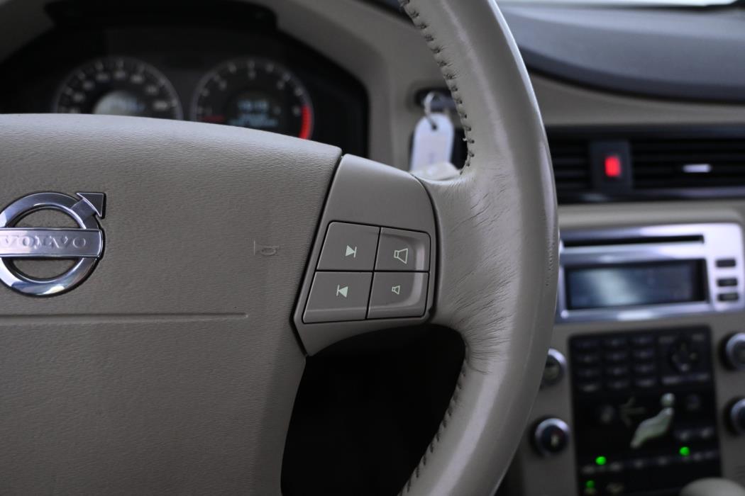 VOLVO XC70 2008