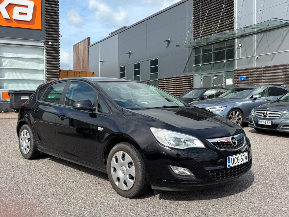 OPEL Astra 2010