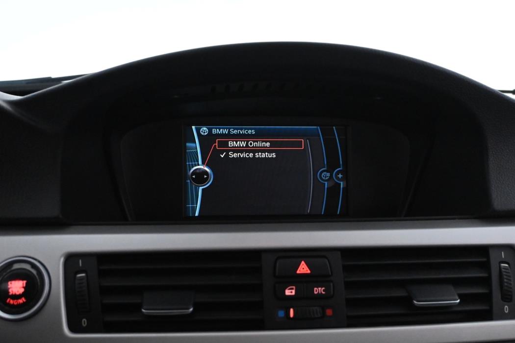 BMW 320 2010