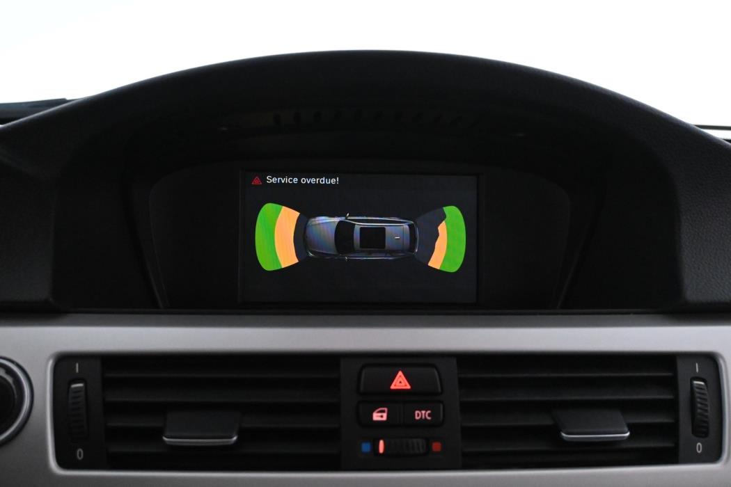 BMW 320 2010