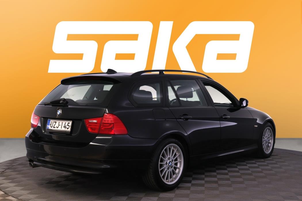 BMW 320 2010