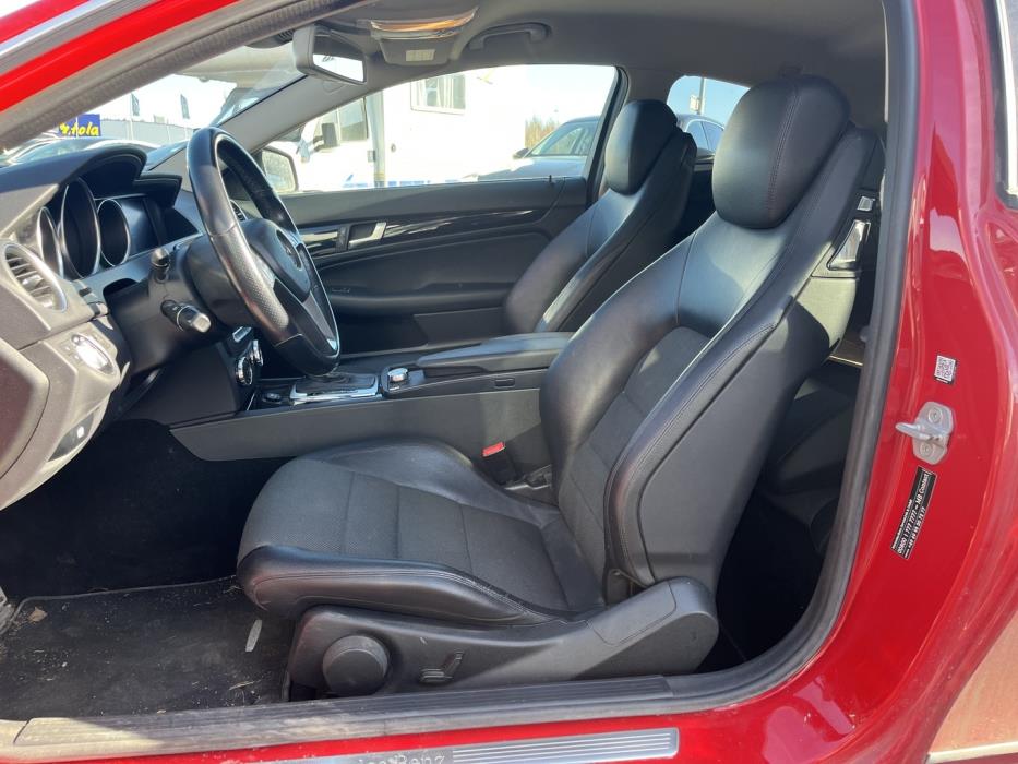 MERCEDES-BENZ C 2011