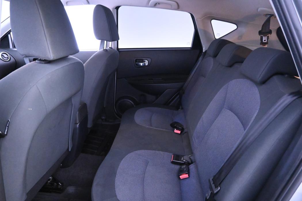 NISSAN Qashqai 2010