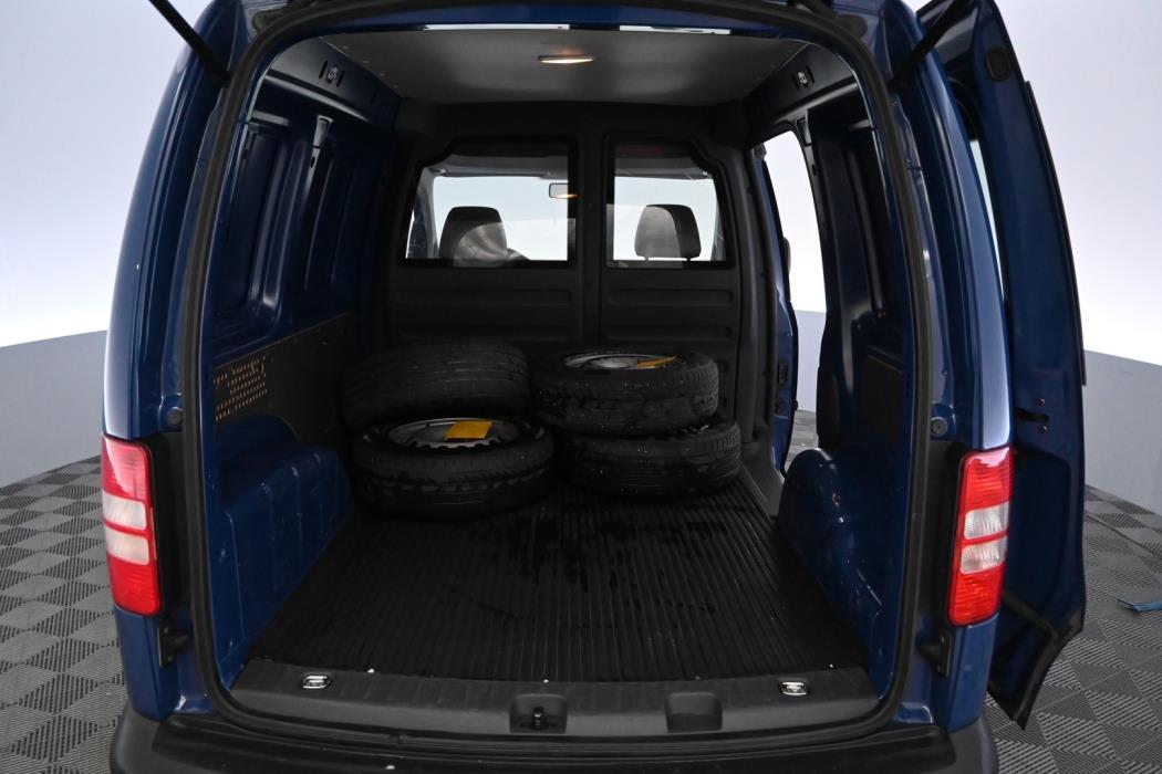 VOLKSWAGEN Caddy 2013